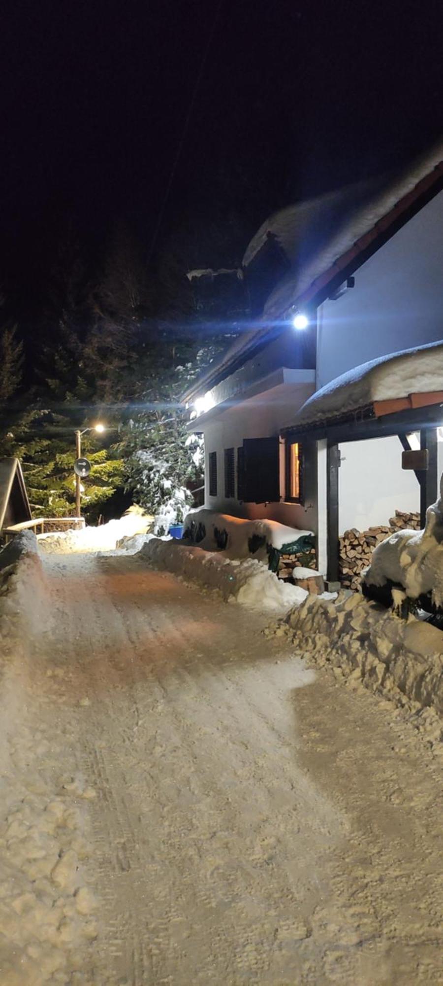 Uki & Sofi Mountain House Hotel โคเปานิก ภายนอก รูปภาพ